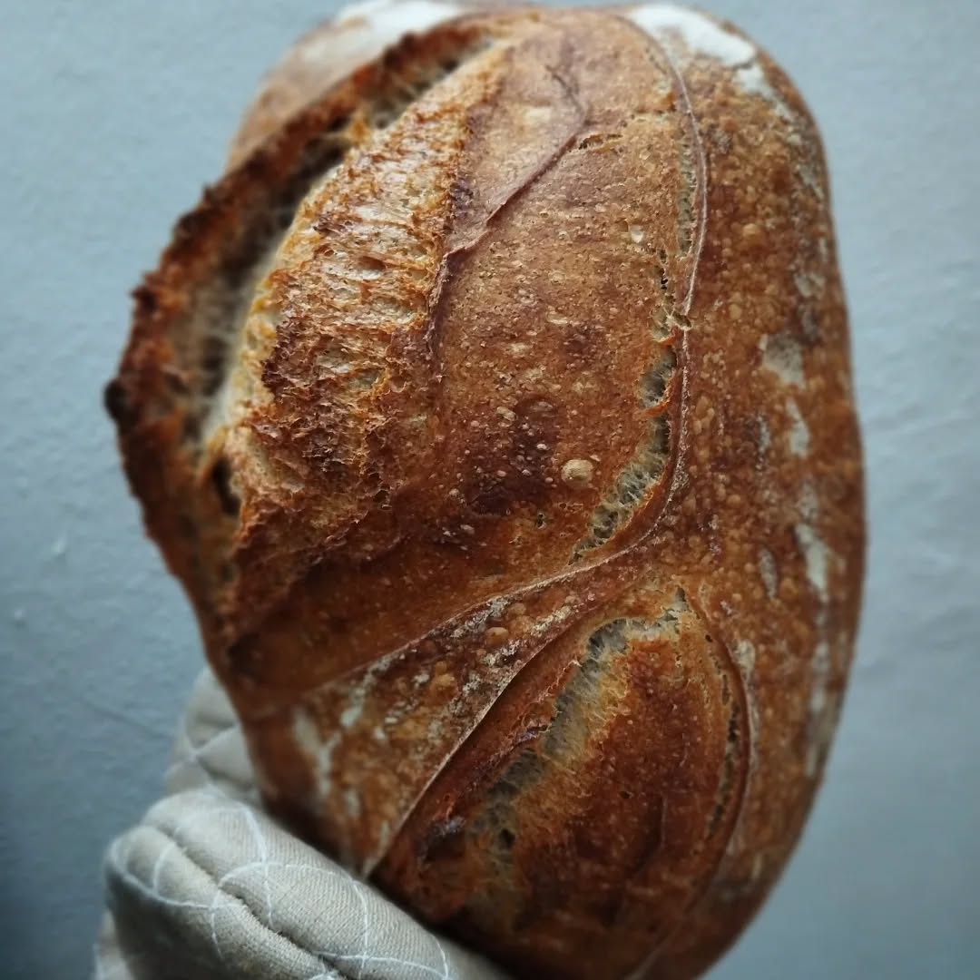 Čerstvý kváskový chléb z pekárny Od kuličky